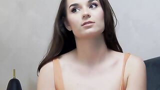 Brunette beauty live Show for free