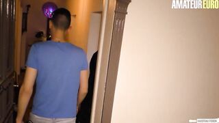 HAUSFRAU FICKEN - Violett Porn - BBW 18 Year Old Gets Penis From German Bf