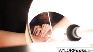Taylor Vixen's hotel room masturbation