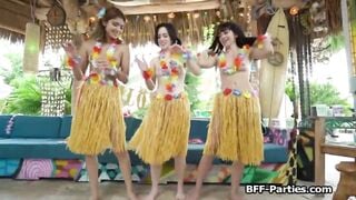 Foursome vacation on Hawaii with slutty girlfriends