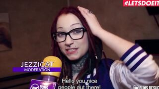 BUMS BESUCH - Jezzicat and Conny - She Taught This Is A Solo Film And Get Caught Inside The Shower By Her Co-Camgirl