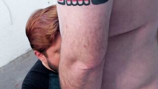 Chubby Alezgi Cage sucks Tony Marks off and receives facial