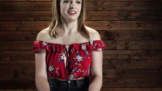 Blonde cums repeatedly on the fucking machine