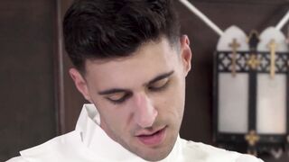 Strict twink drools on huge dick prior to being rawpounded