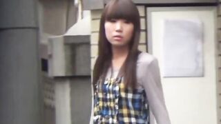 Urban Japanese hotties filmed peeing with hidden cam