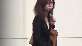 Japanese amateur babes pissing all around the city