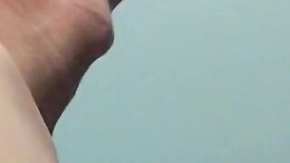 Smoking with my fratbro turns to cock sucking session