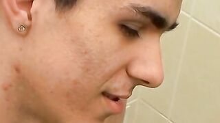 Underwear worshiper Jake Idol jerking off his massive cock