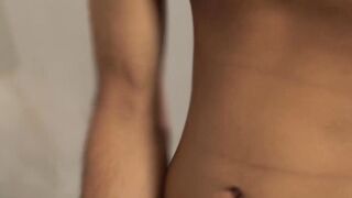Amateur Latino sprayed with jizz after being barebacked