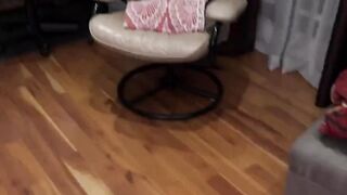 Offer of free shows Brunette chat room
