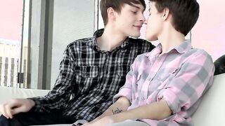 Barebacked twink jerks it off until he is ready to cum