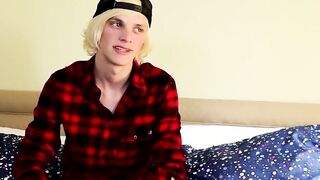 Twink blondie Kayden imparts his performance experience to everybody