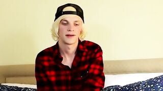 Twink blondie Kayden imparts his performance experience to everybody