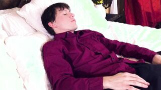 Beautiful blondie Candice Dare swallows cum after pounding