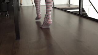 Gentle babe fucked before getting her feet jizzed on