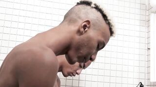 Dark twink gets a hair style before jerk off meeting