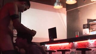 Smooth body twink blows fat daddy cock and takes it bareback