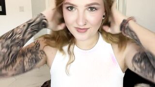 I almost a Met a Fan!! Story Time Elizabeths Playlist