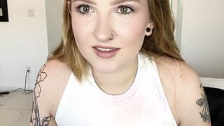 I almost a Met a Fan!! Story Time Elizabeths Playlist