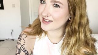 I almost a Met a Fan!! Story Time Elizabeths Playlist