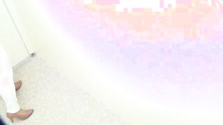 Most sweltering Japanese lady fingers herself while pissing