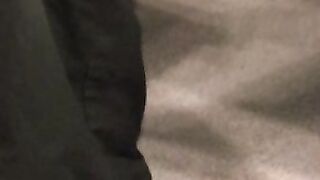 Amateur stud strips down and masturbates while watching porn