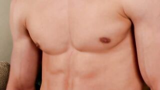 Great looking jock with abs sucked by skillful mature gay