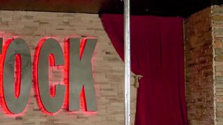 Muscular Skyy Knox anal fucks with stripper Ethan Chase