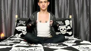 Promiscuous latino Joey Tiger toying and masturbation