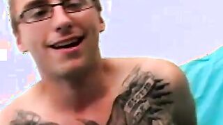 Amateur tattooed twink fingers his ass and masturbates solo