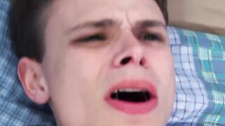 Youthful gay shoots cum after crude stepfamily entrance