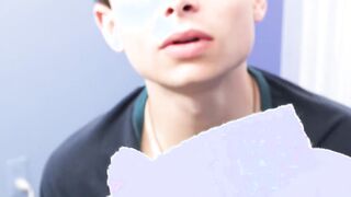 Youthful gay shoots cum after crude stepfamily entrance