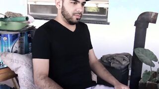 On the spitroasted bitch a Colombian straight stud cums