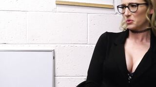 Fucking big tit milf bday gift thief