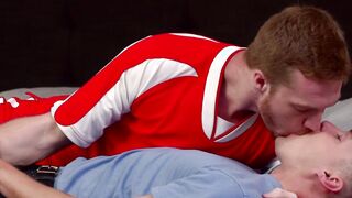 Homosexual man gets his tight ass fucked in bareback session