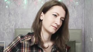 Amateur brunette babe private webcam show
