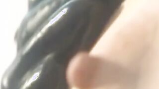 Anastasia Pierce played anal with traditional latex fingers