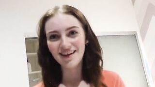 Brunette babe on cam Real live sex Hoe 2