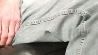 Amateur strips down and masturbates before releasing a load