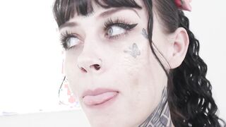 Ultra horny Emo babe screaming out orgasms!