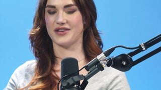 Siri Dahl masturbates until she gets a REAL orgasm!