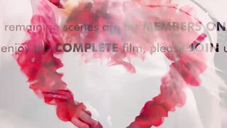 AGEDLOVE Blonde Niki and Frank Lucas and Catalia Valentine