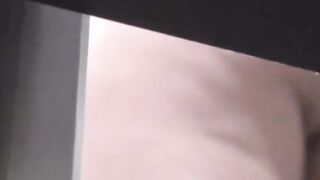 Babe with wonderful fuckhole works her Japanese gash gently