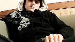 Skinny straight amateur Slip jacks his cock off solo