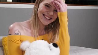 Teenie Nora Ivy covered with massive facial after BJ