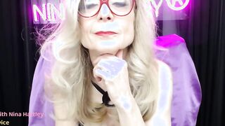 Join the Live Session in Nina Hartleys Chat