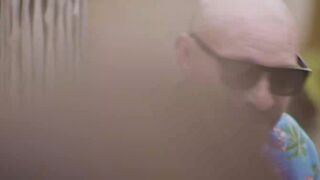 Horny couple on a beautiful day fucking at the resort