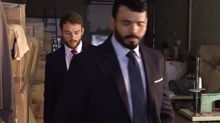 Tasteful stud sucks dick and spreads asscheeks for buttcentric fuck