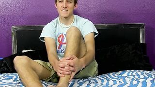 Before fucking himself in the ass a college bro conducted an interview