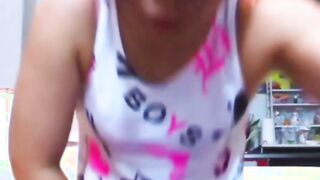 Live cam with Japanese babe shaving off her pubes for us